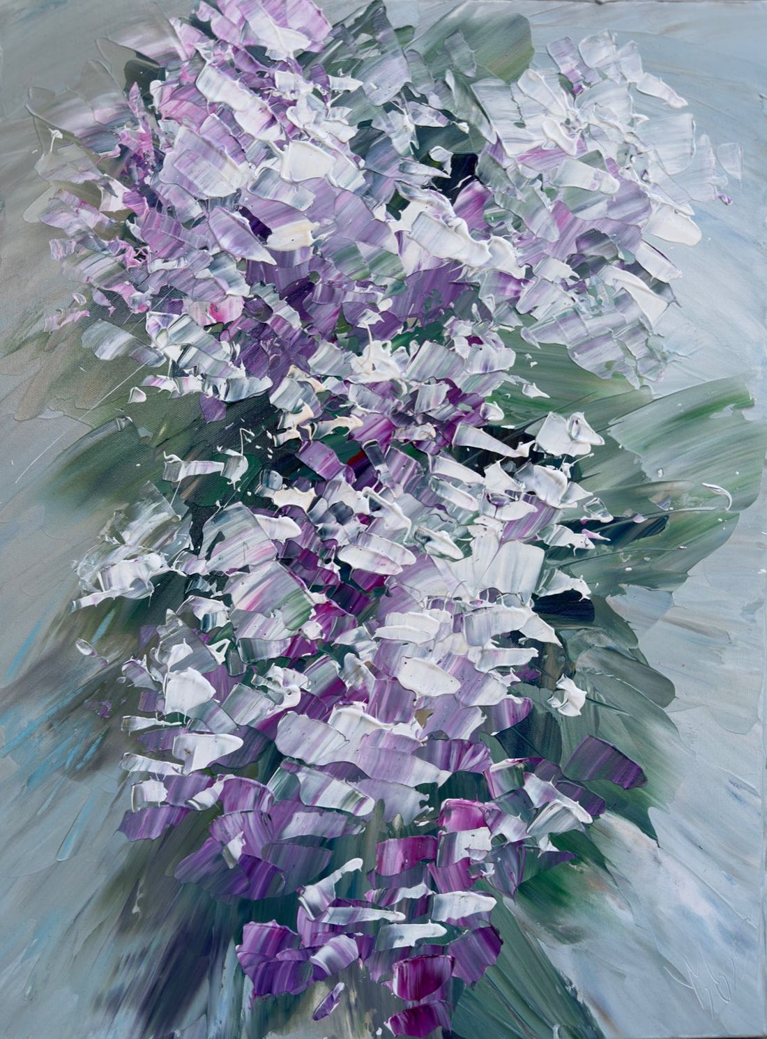 White & Lilac Bloom