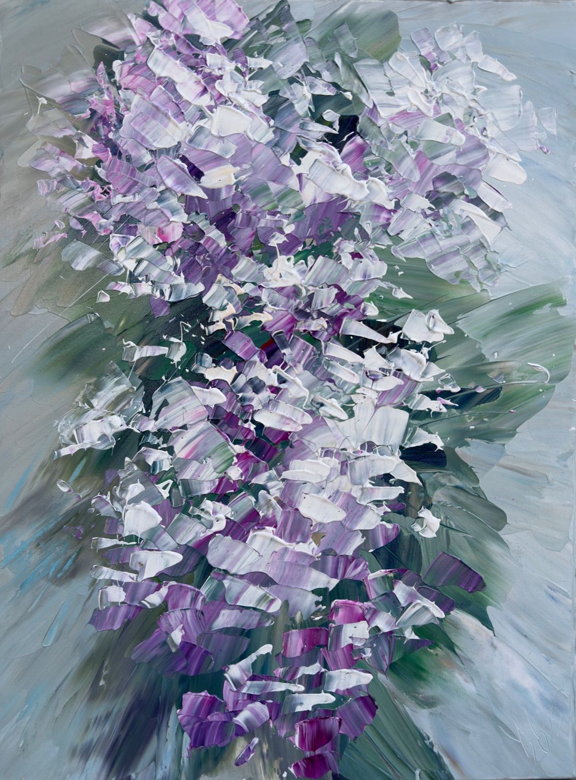 White & Lilac Bloom